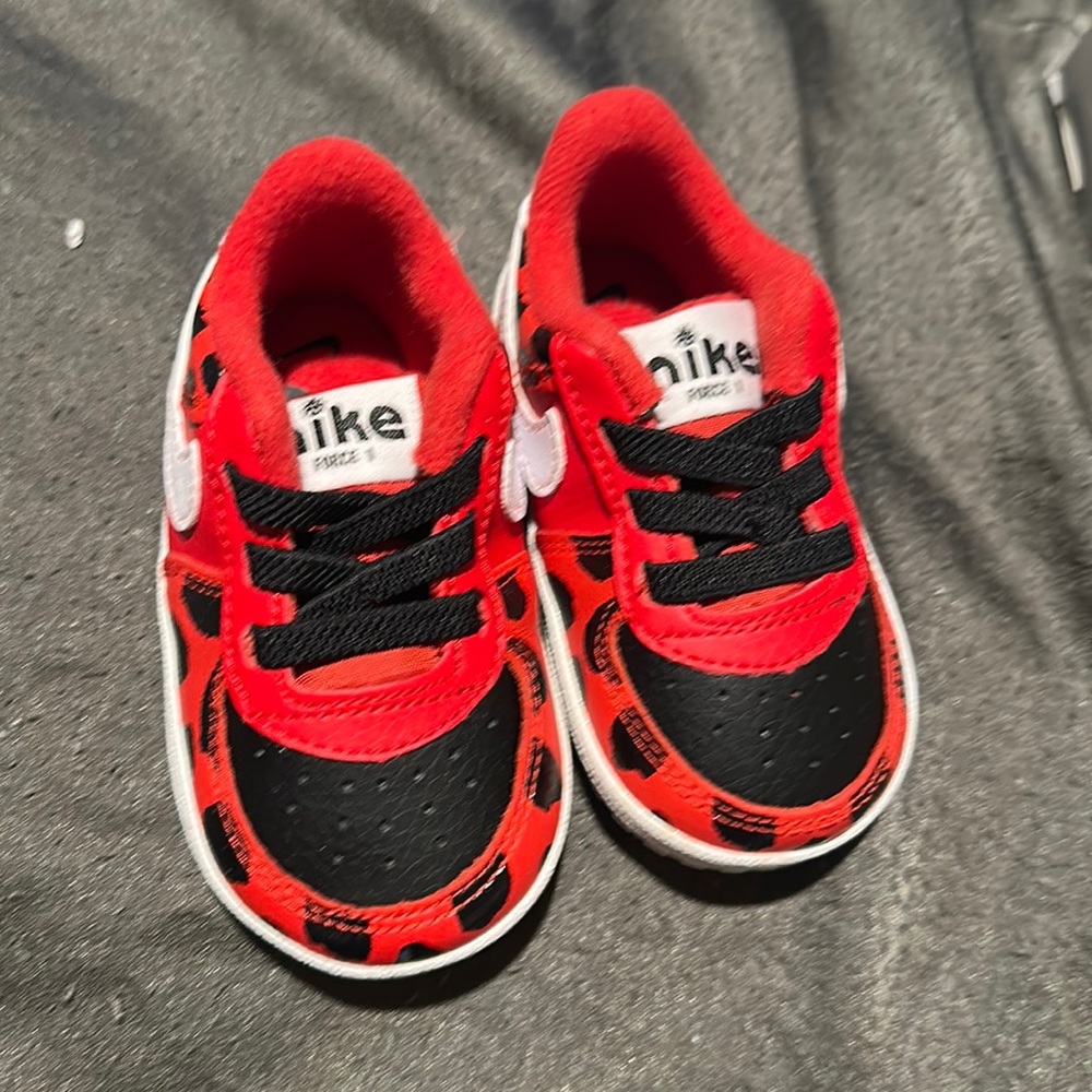 Airforce 1 lady bug new in box